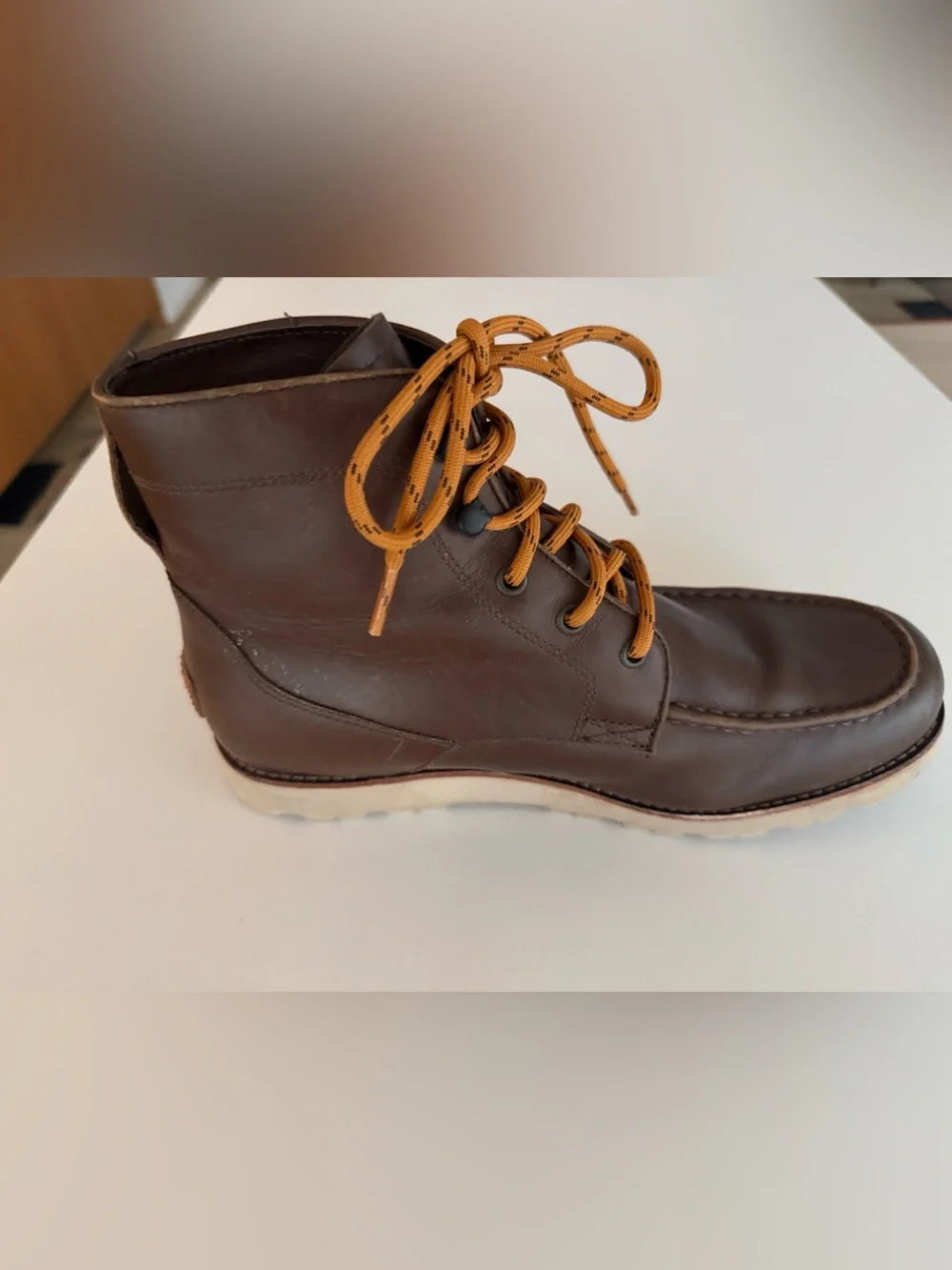 UGG Highland Hi Heritage Brown Leather Moc Toe Boots 1108264 Size 8.5